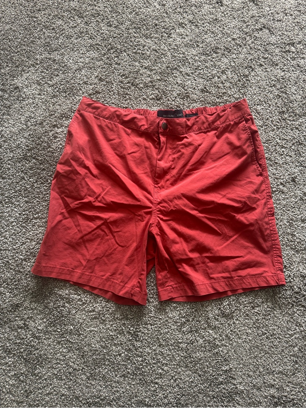 Treasure & Bond Men's Red Flat Front Shorts